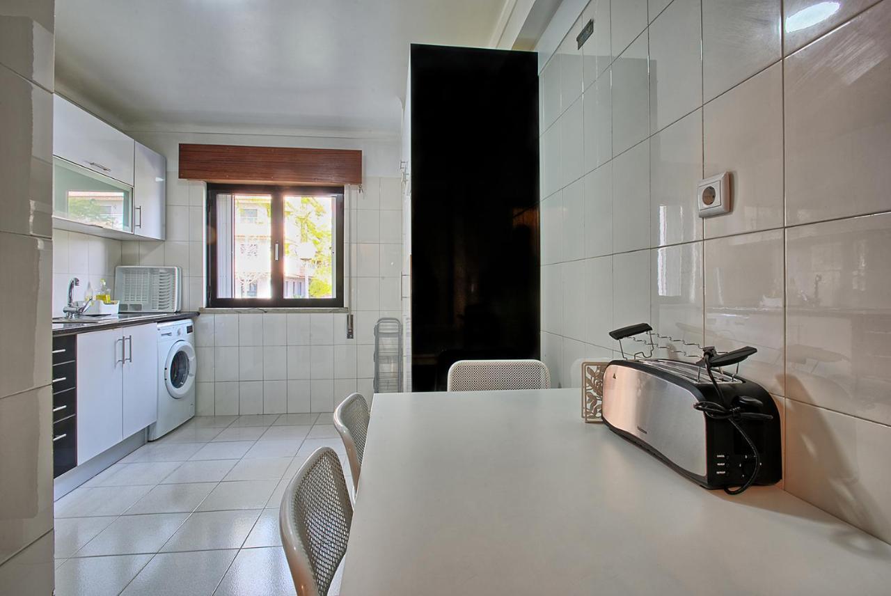 Apartamento Garden Cristo Rei Lisboa Exterior foto